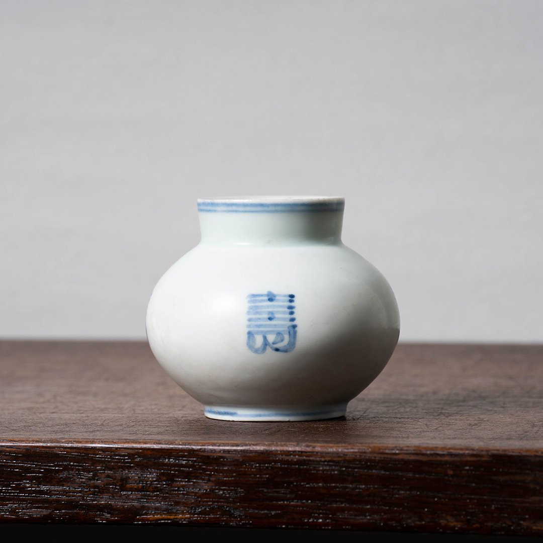 白磁（はくじ）とは｜景徳鎮や定窯の中国白磁、李朝白磁、日本の白磁の