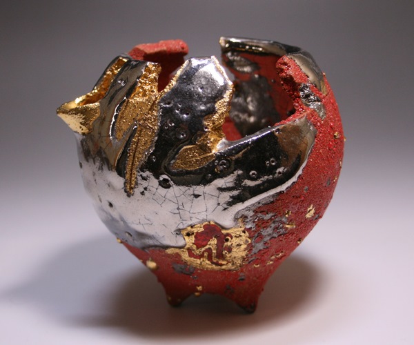 市川 透 作 「切立Re:Origin II」 ～備前焼専門卸小売店 川口陶楽苑～