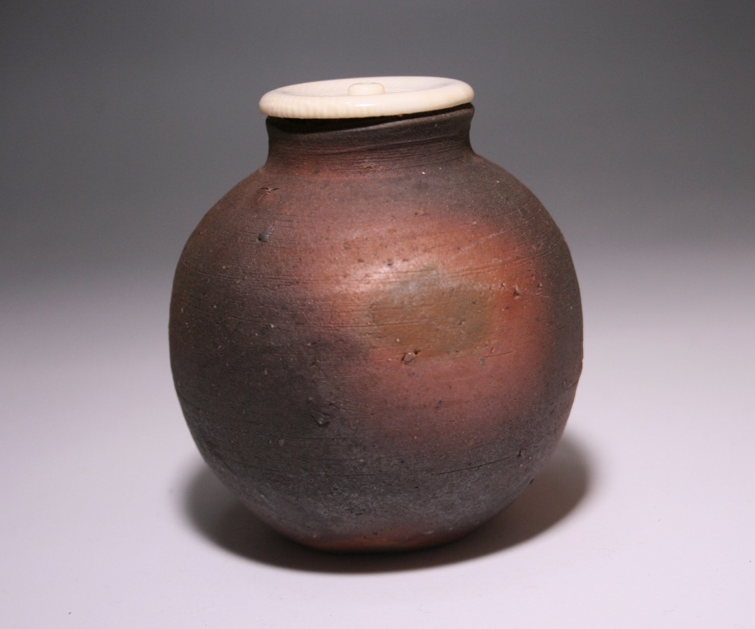 藤原 啓 作 「備前茶入（銘 曙）」 ～備前焼専門卸小売店 川口陶楽苑～