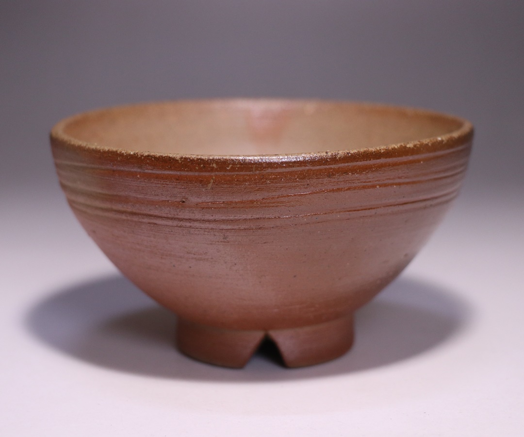 伊勢崎 満 作 「伊部緋襷徳利」 ～備前焼専門卸小売店 川口陶楽苑～