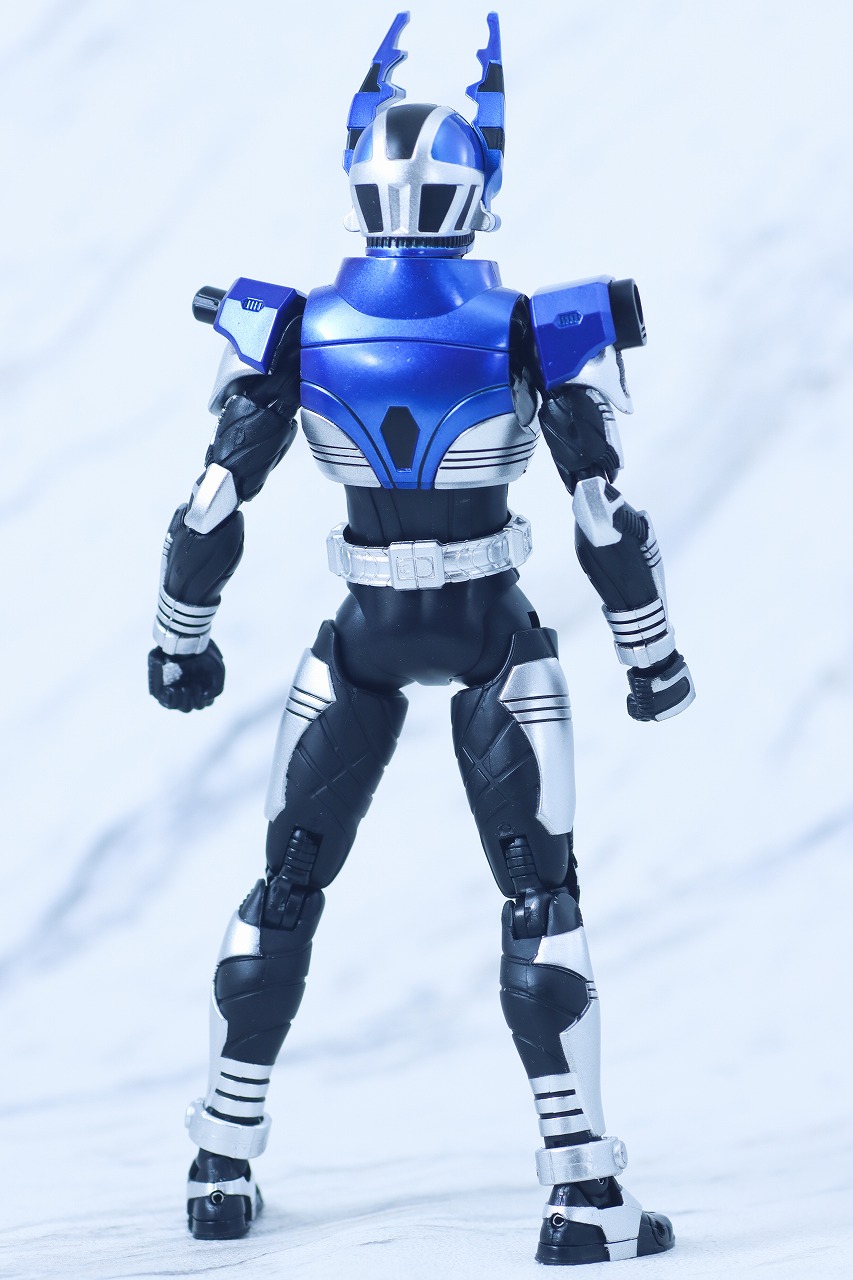 S.H.フィギュアーツ 真骨彫製法 仮面ライダーガタック ライダー