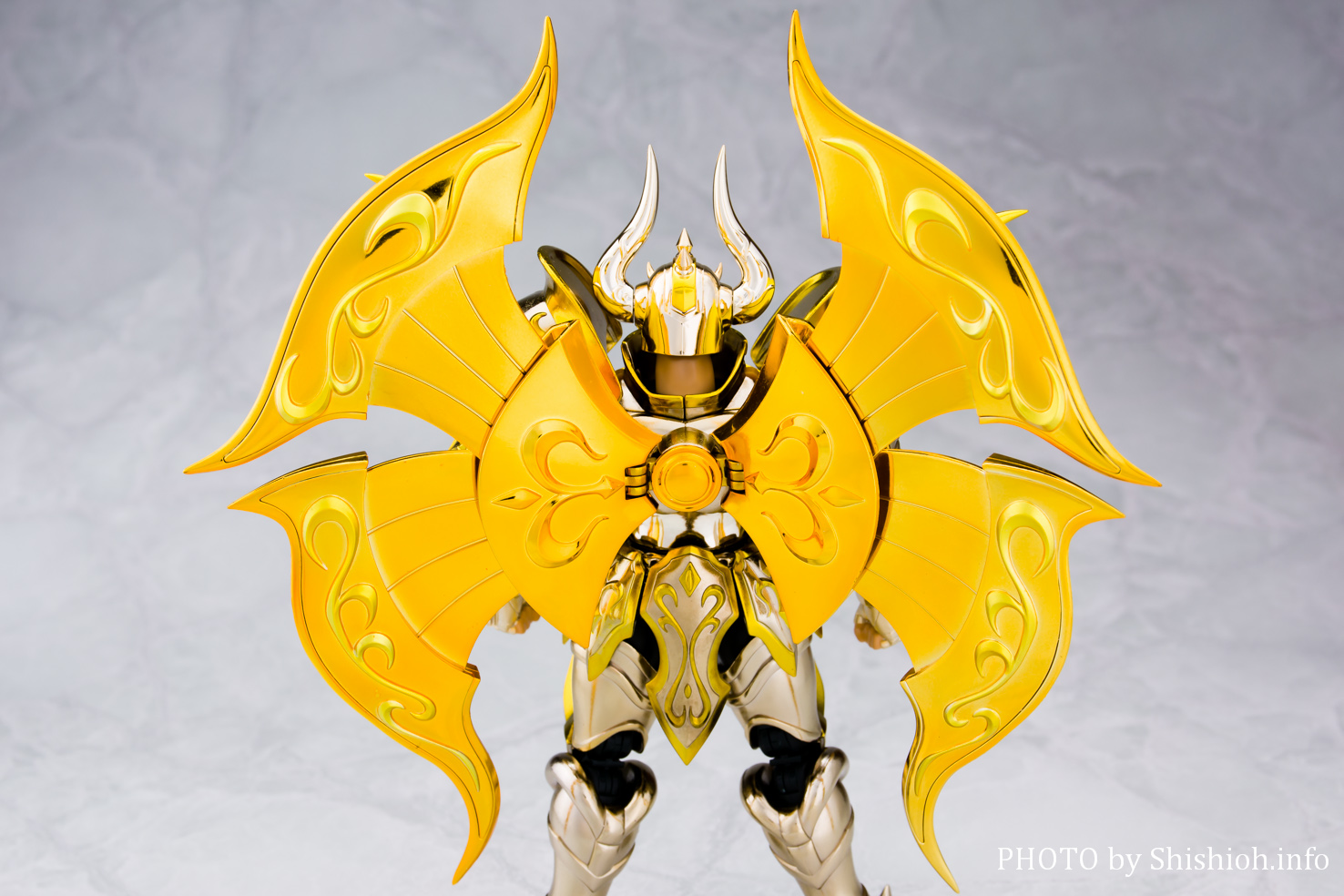 聖闘士聖衣神話EX タウラスアルデバラン（神聖衣）