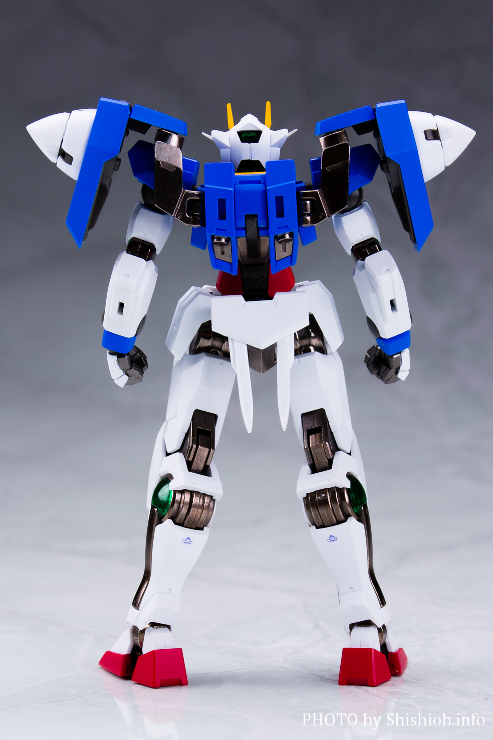 【未開封】BANDAI L ROBOT魂　ダブルオーライザー METAL ROBOT魂 <SIDE MS> ダブルオーライザー＋GNソードIII | 魂ウェブ