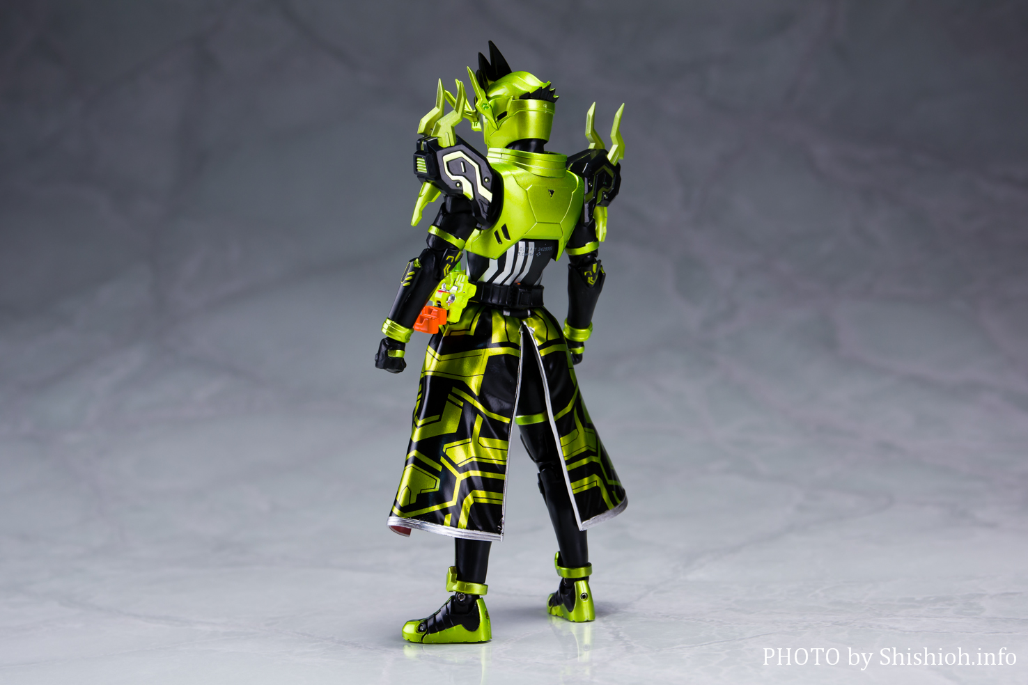 レビュー】S.H.Figuarts 仮面ライダークロノス クロニクルゲーマー