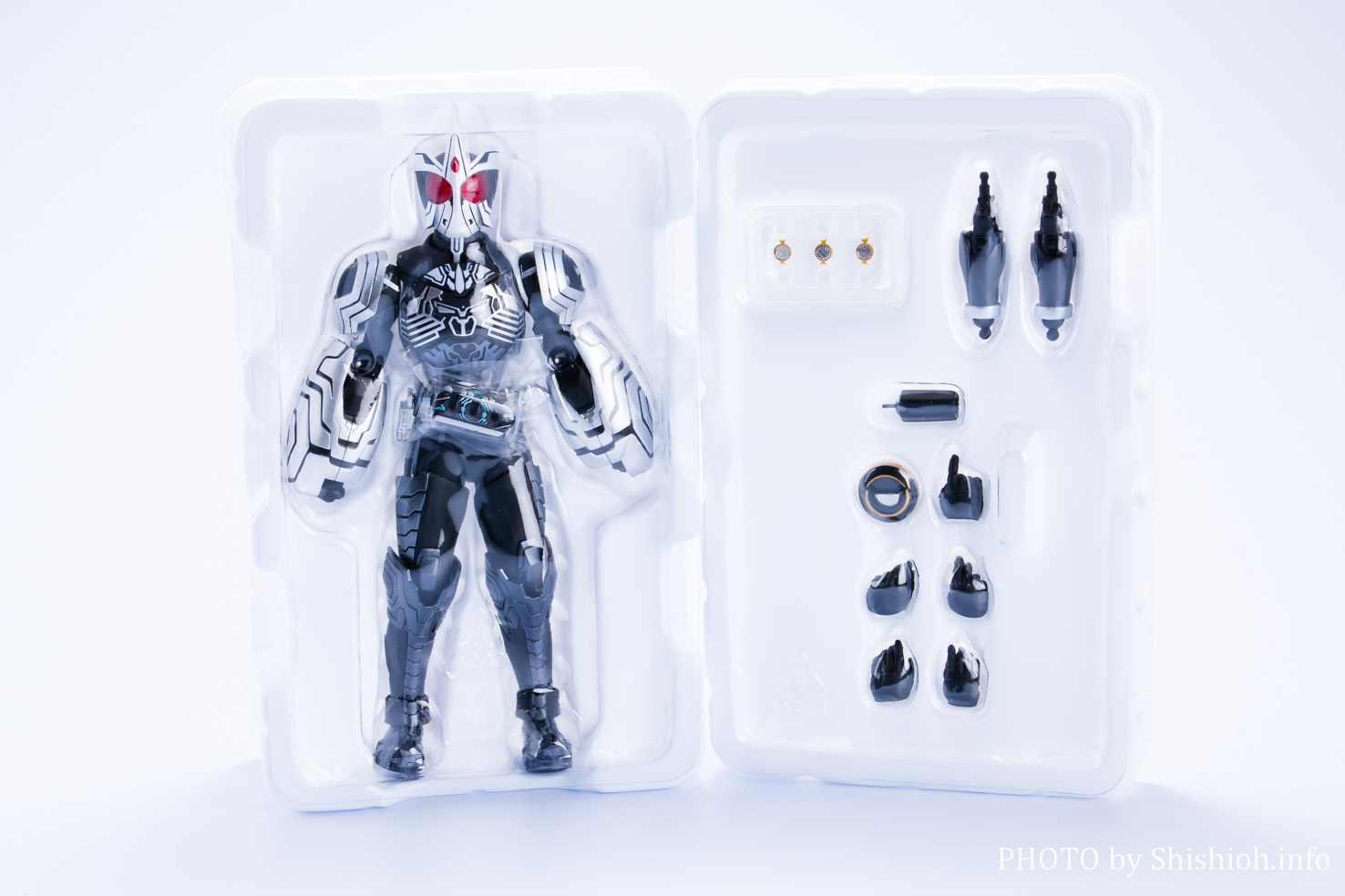 レビュー】S.H.Figuarts（真骨彫製法） 仮面ライダーオーズ サゴーゾ