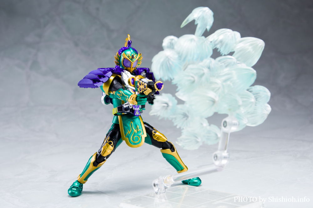 レビュー】S.H.Figuarts（真骨彫製法） 仮面ライダー龍玄 ブドウアームズ