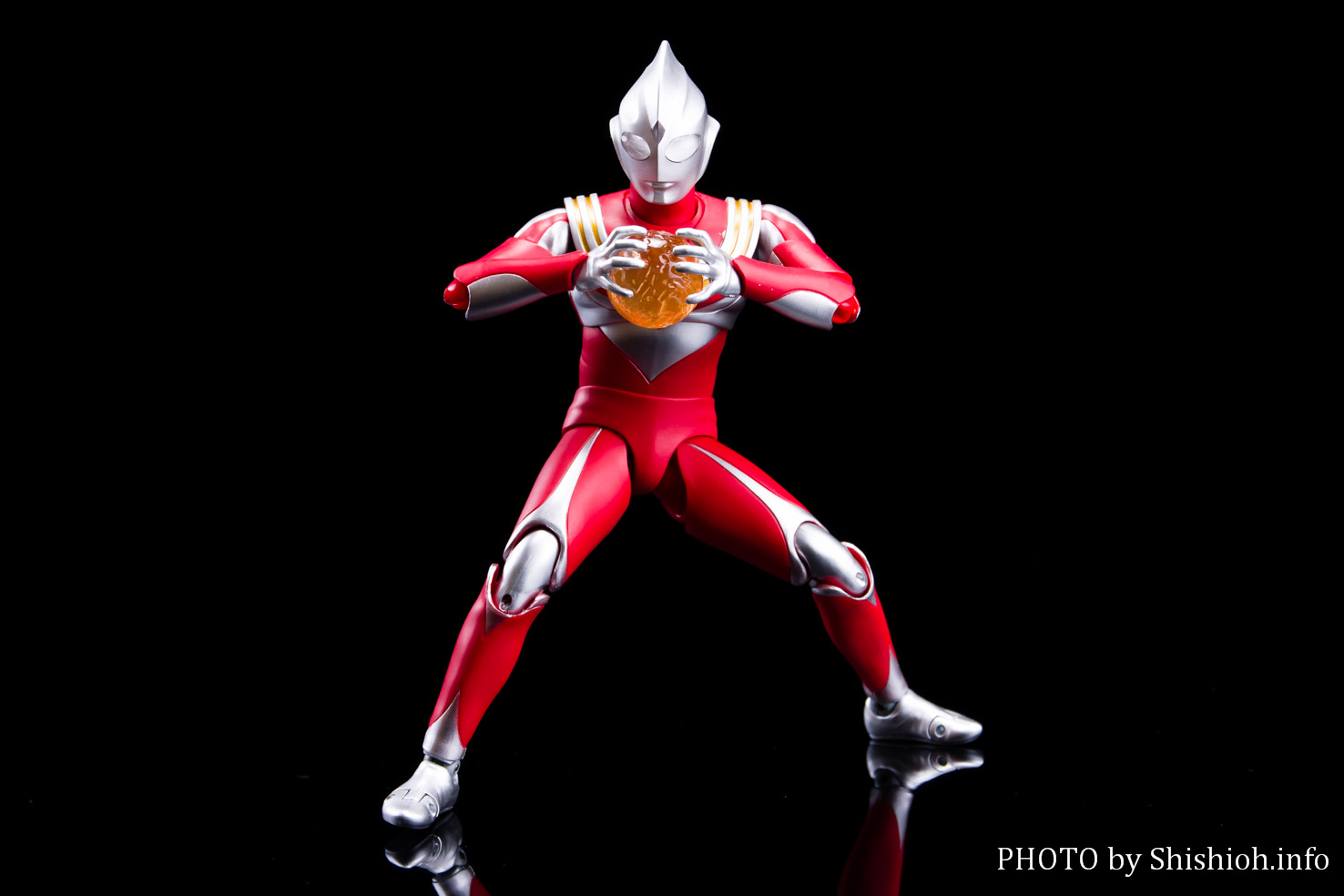 真骨彫製法ウルトラマンティガ(パワータイプ) S.H.Figuarts（真骨彫