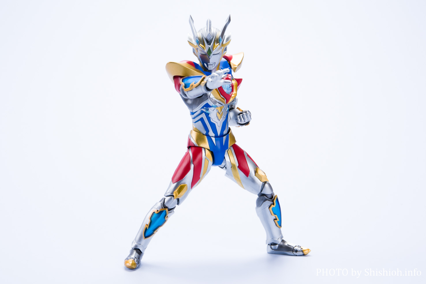 レビュー】S.H.Figuarts ウルトラマンゼット デルタライズクロー