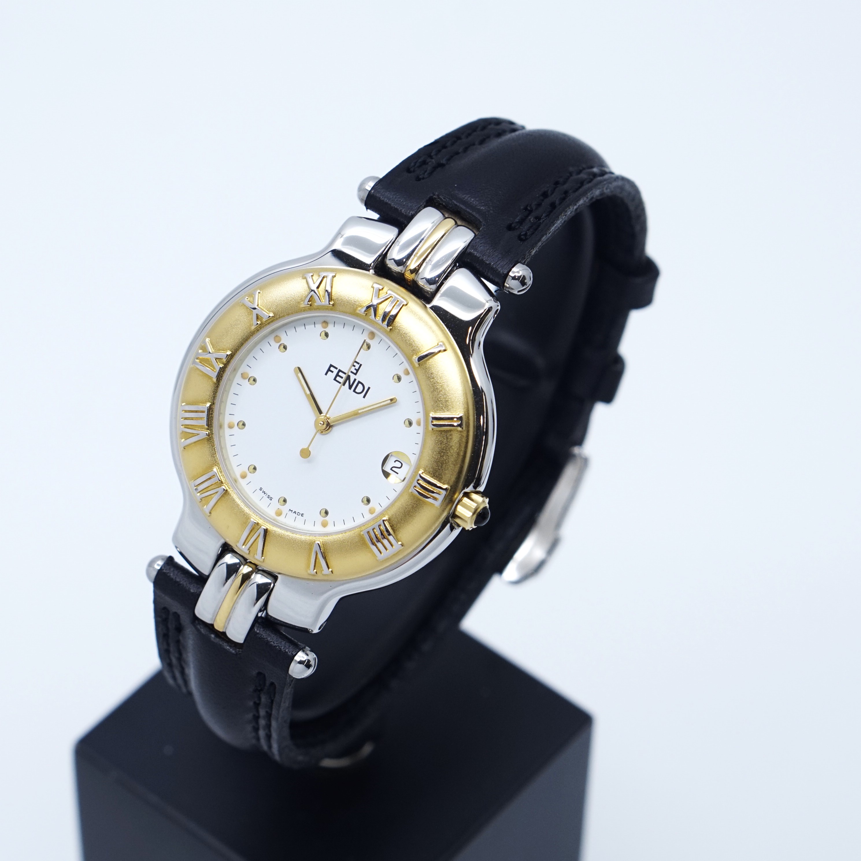 楽天市場】フェンディ オロロジ 900G 017-911 OH レディース クォーツ