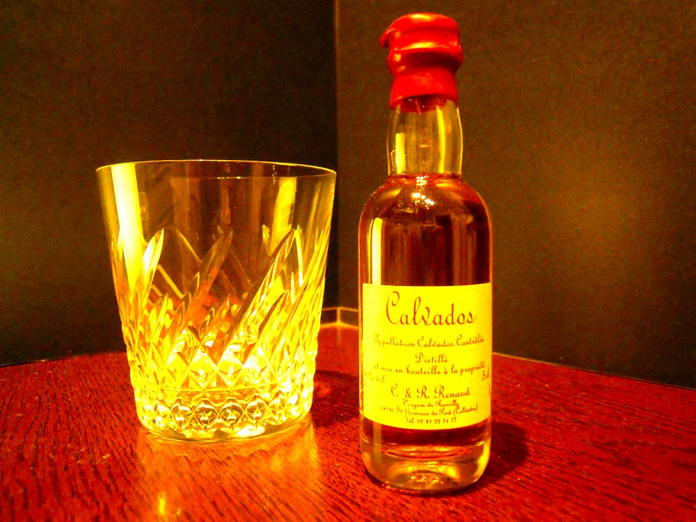 楽天市場】カルヴァドス VSOPミニチュアボトル 42% 50ml - Calvados