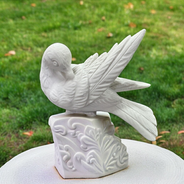楽天市場】イタリア製 鳩の羽づくろい ハト 置物 小鳥 鳥 小型 雛 ヒナ