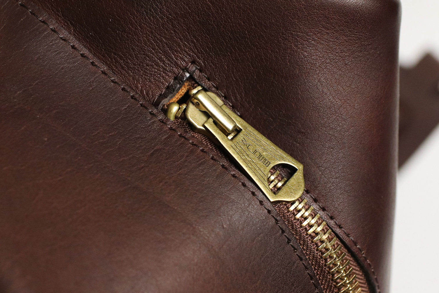 楽天市場】【革のお手入れをして発送】VASCO ヴァスコ オールドオイル