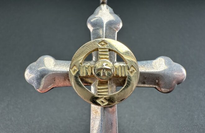 楽天市場】ゴローズ goro's 美品 K18付き全金ホイールクロス