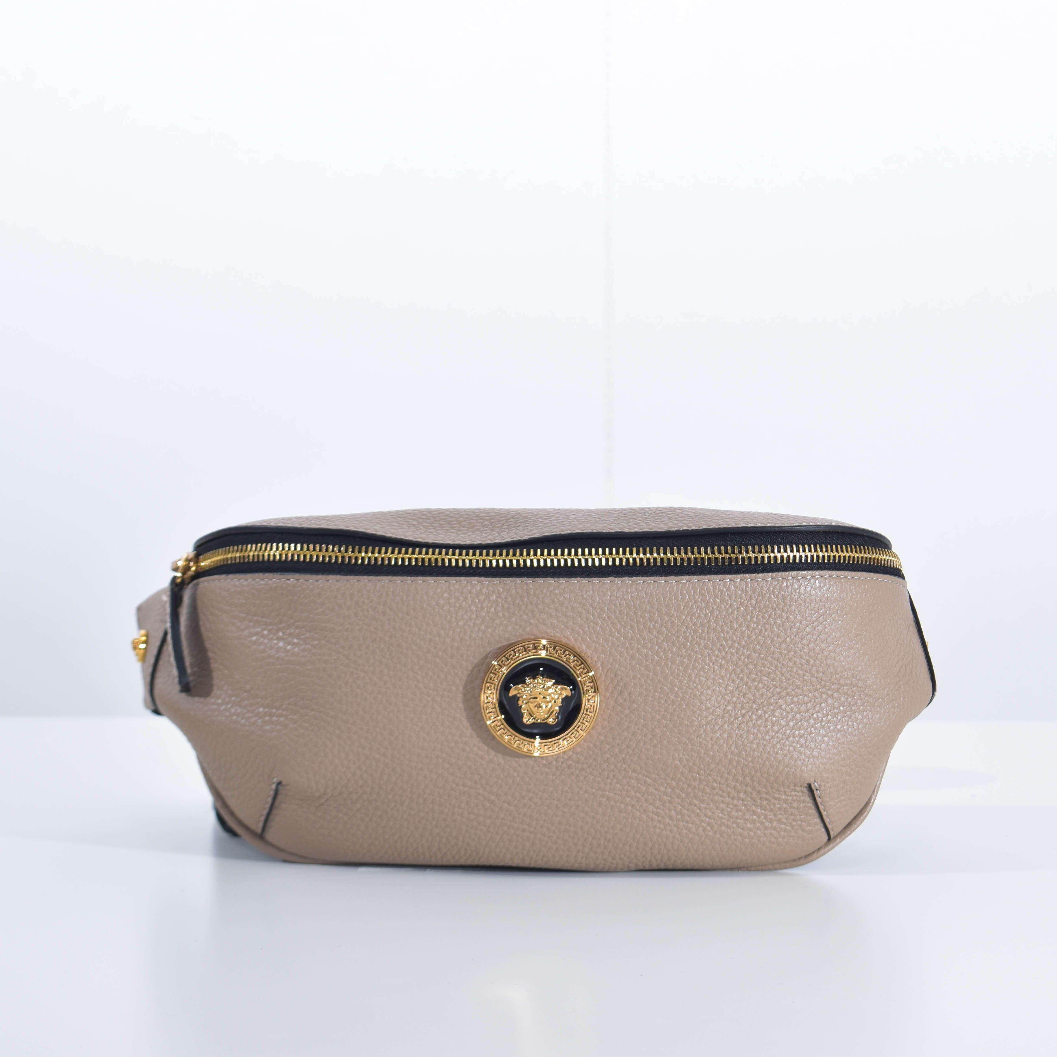 楽天市場】ヴェルサーチ バッグ ボディバッグ 本革 メデューサ