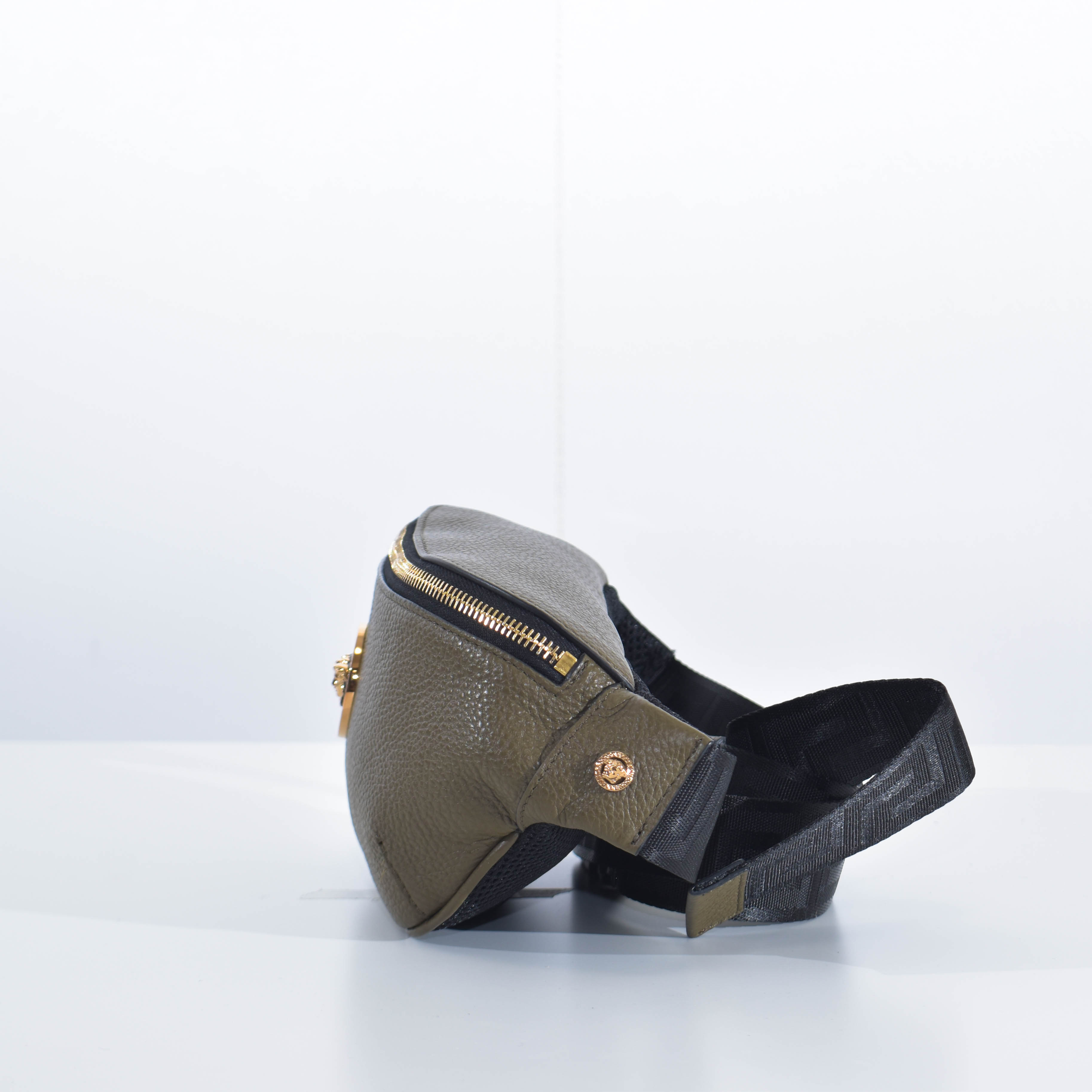 楽天市場】ヴェルサーチ バッグ ボディバッグ 本革 メデューサ