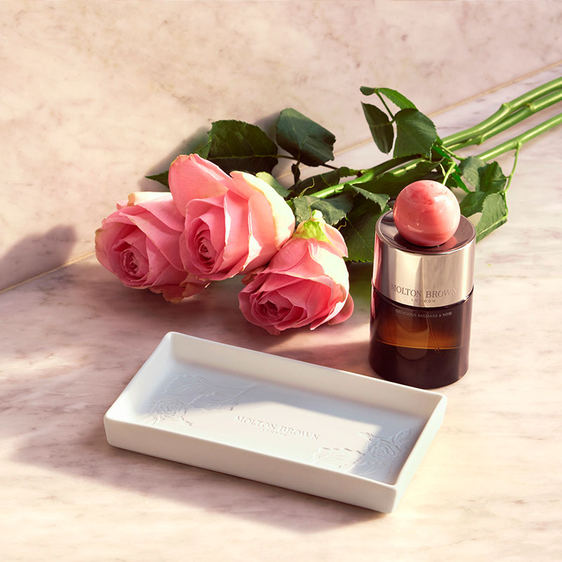 楽天市場】【公式】デリシャス ルバーブ＆ローズ オードパルファン