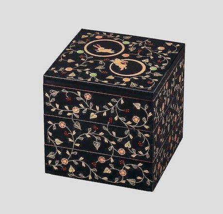 重箱三段重箱うさぎ花 値下げ￥11000 重箱三段重箱うさぎ花 値下げ
