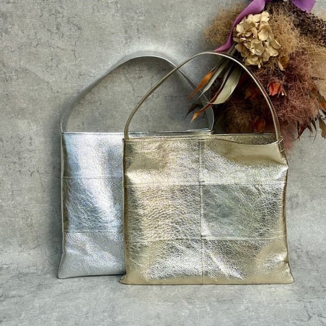 楽天市場】ワンハンドルバッグ レザーバッグ メタリックレザー パッチ