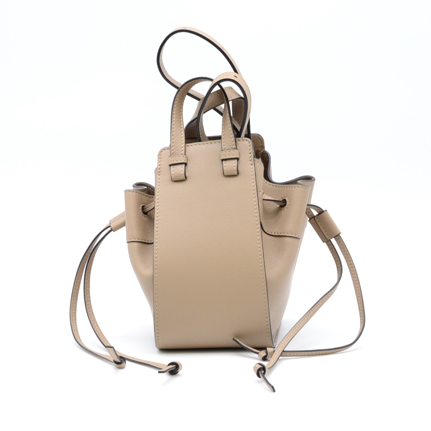 楽天市場】LOEWE ロエベ ハンモック ドローストリングミニ サンド