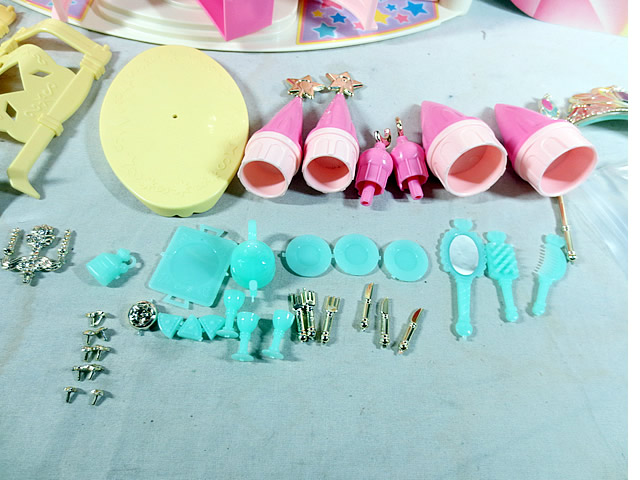 楽天市場】美品 バンダイ 美少女戦士セーラームーンR セーラームーン