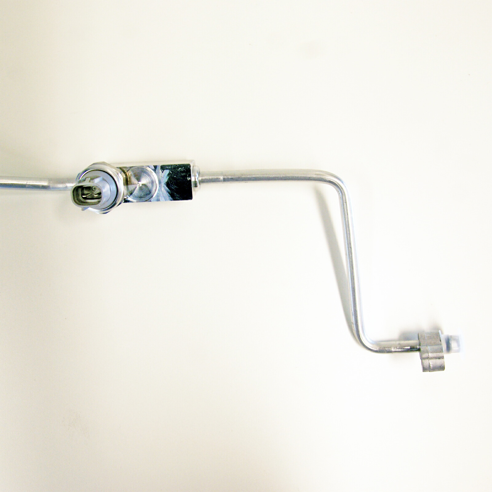 楽天市場】ダイハツ ACリキッドチューブ 88716-B5030 S200系 デンソー