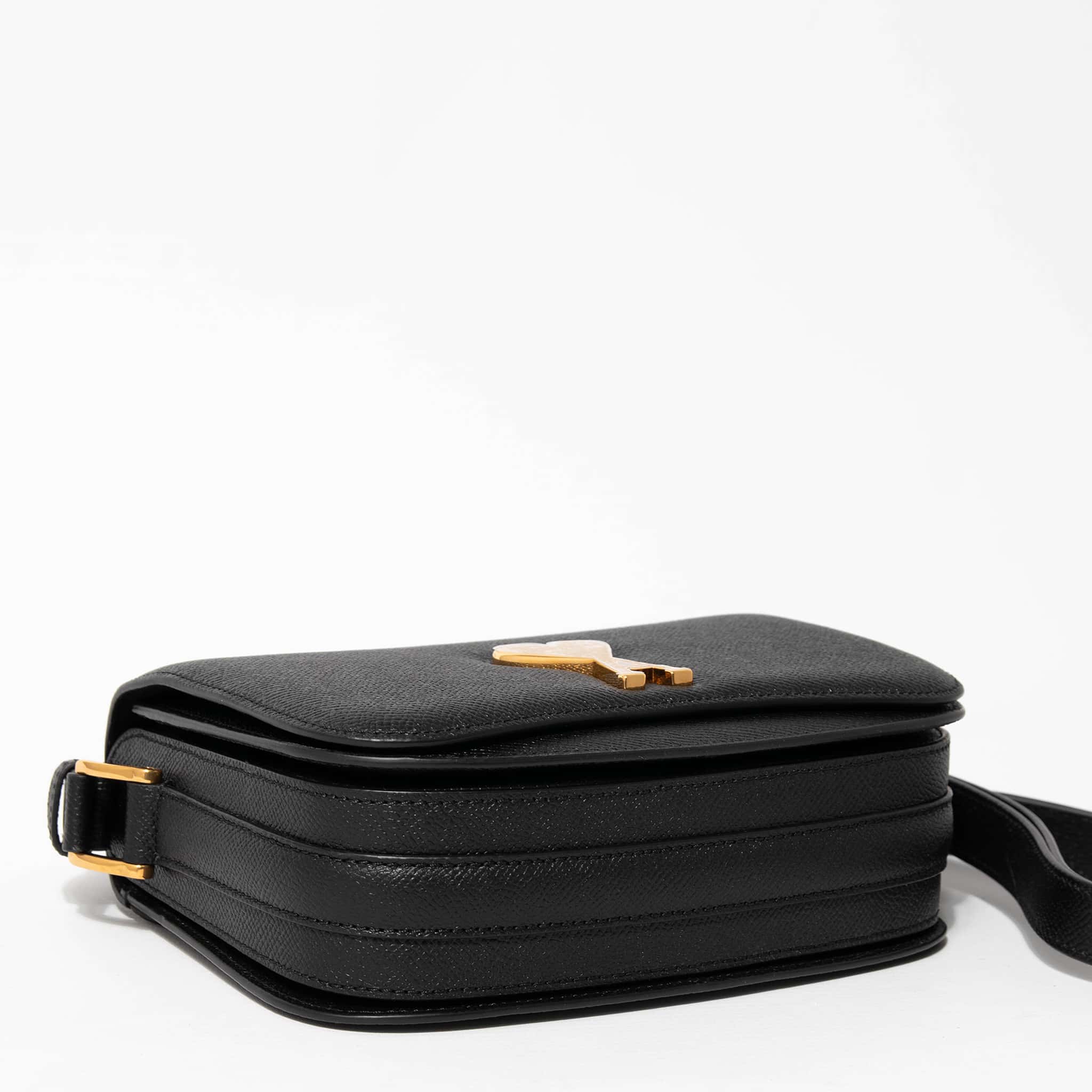 楽天市場】アミパリス AMI PARIS バッグ ショルダーバッグ ブラック