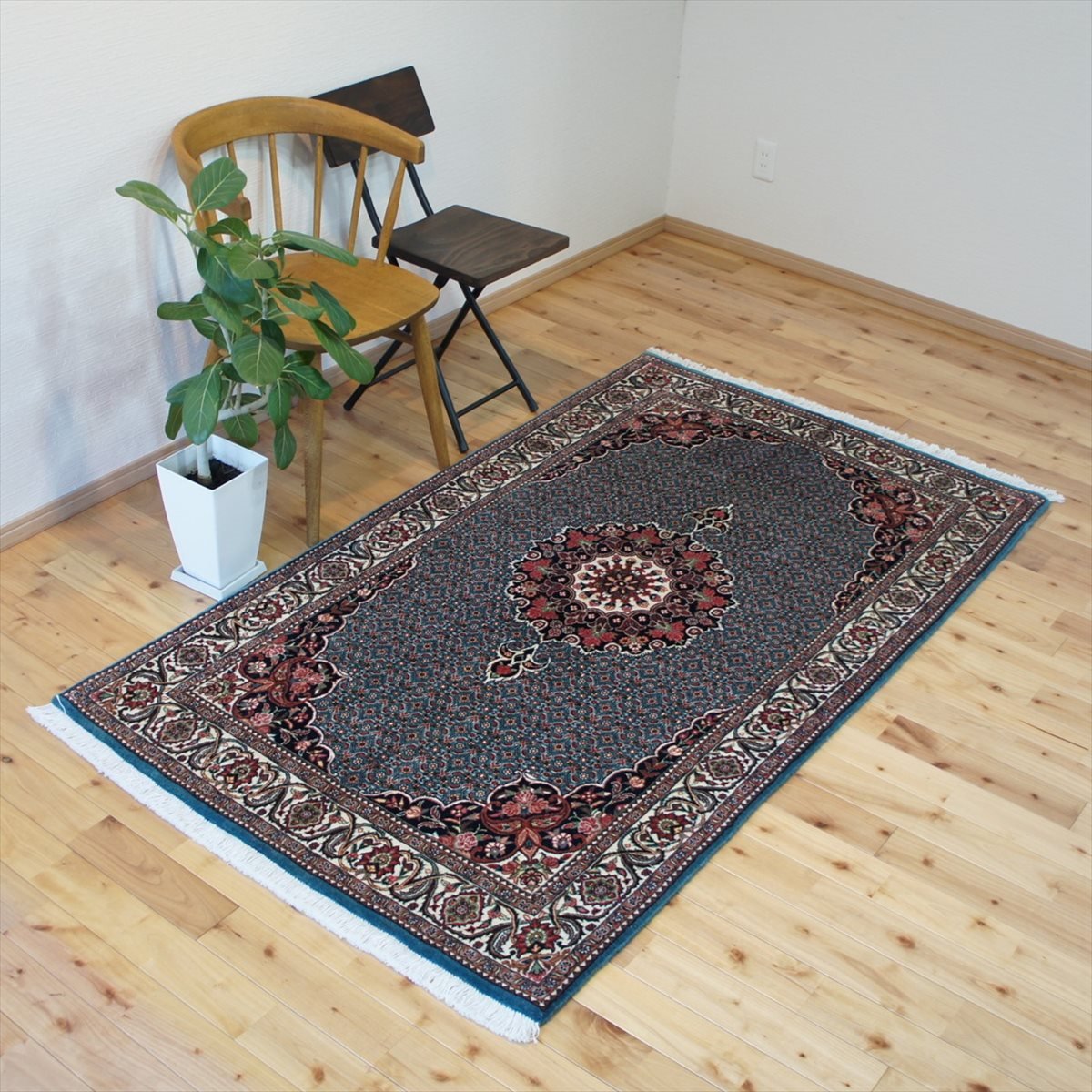 楽天市場】ペルシャ絨毯 【本物イラン産】ビジャー産 ラグ アイアン