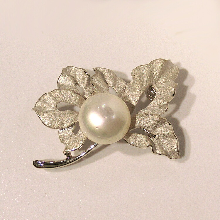 楽天市場】白蝶真珠 パール(6月誕生石) ブローチ シルバーSV