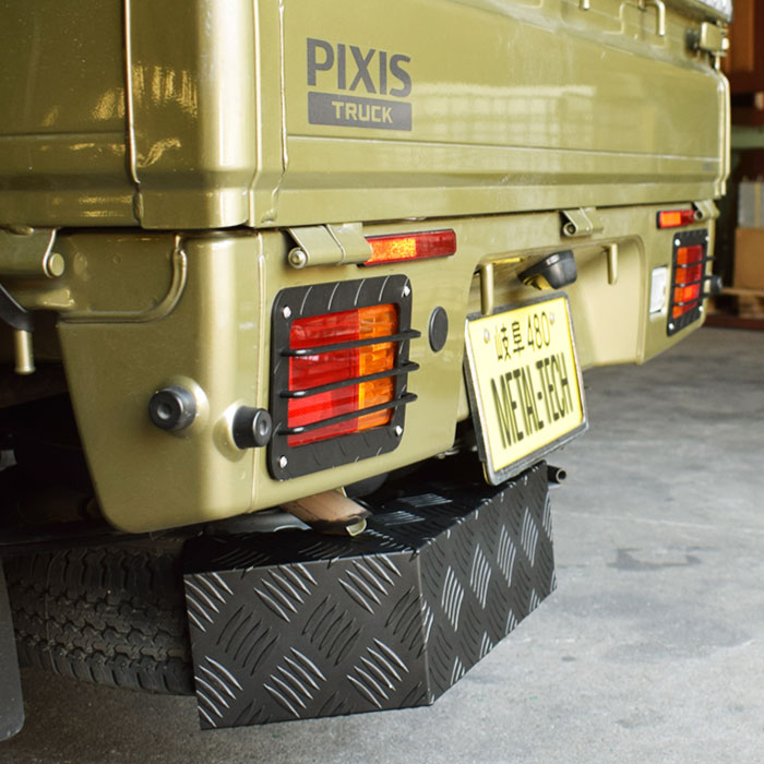 楽天市場】スチールシマ板 軽トラック用 テールガード 【ブラック KT