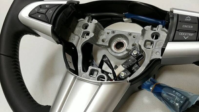 楽天市場】【トヨタ純正】 革巻ステアリング (ステアリングスイッチ