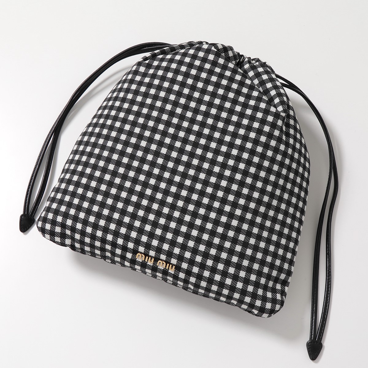 楽天市場】MIUMIU ミュウミュウ 巾着ポーチ 5NG005 2B4L レディース 鞄