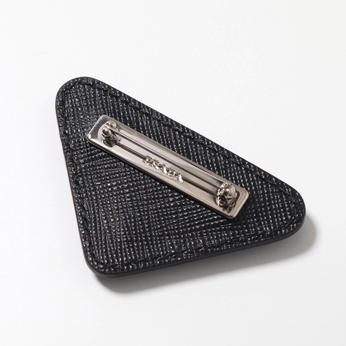 楽天市場】PRADA プラダ ブローチ 2IS061 QHH レディース サフィアーノ