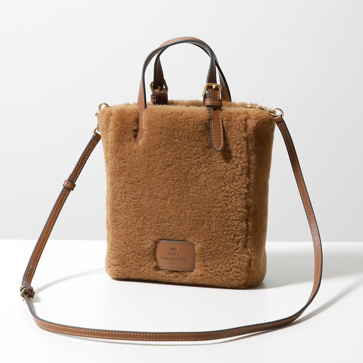 楽天市場】ANYA HINDMARCH アニヤハインドマーチ ショルダーバッグ N/S