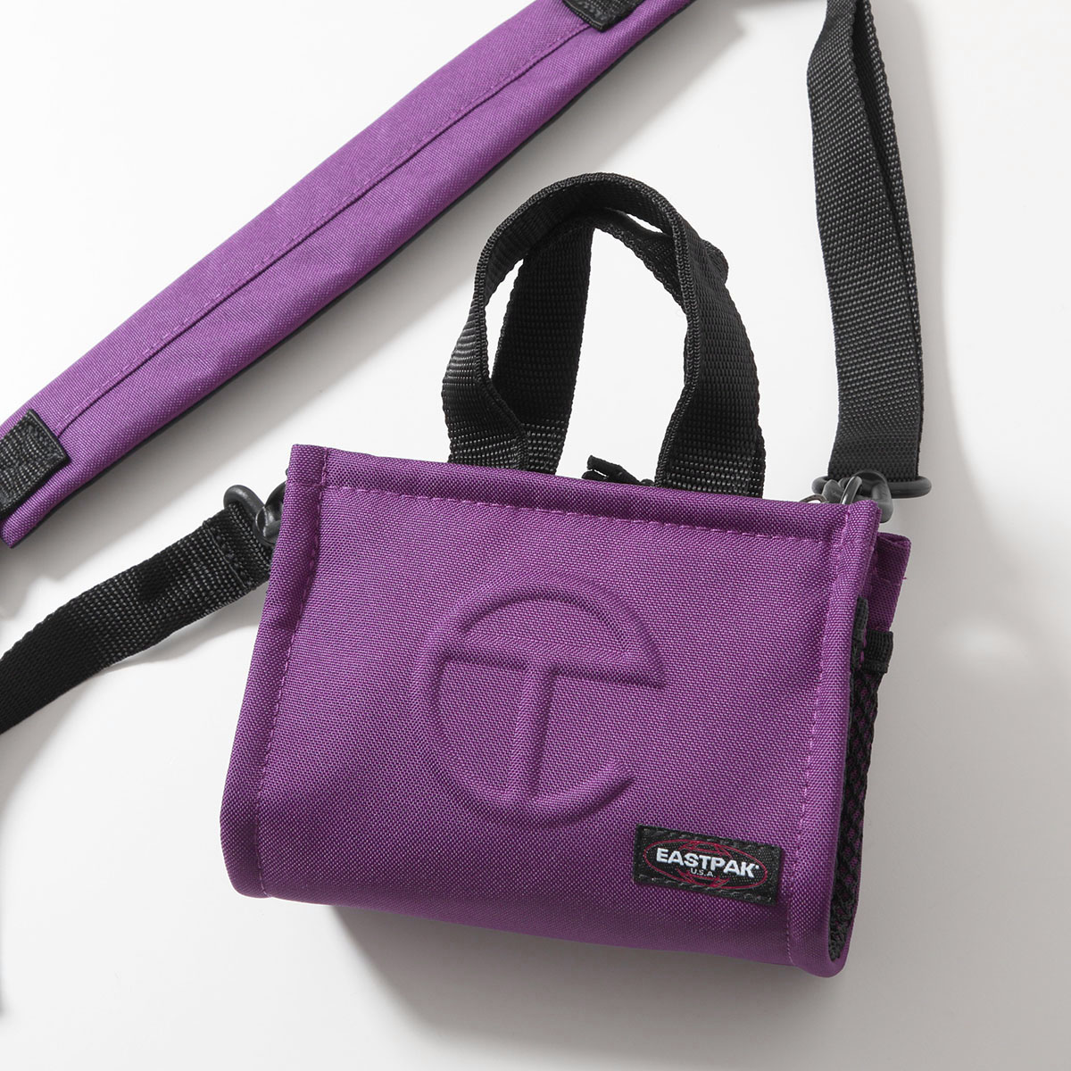 楽天市場】【最大2万円OFFクーポン対象・3/1限定】TELFAR × EASTPAK