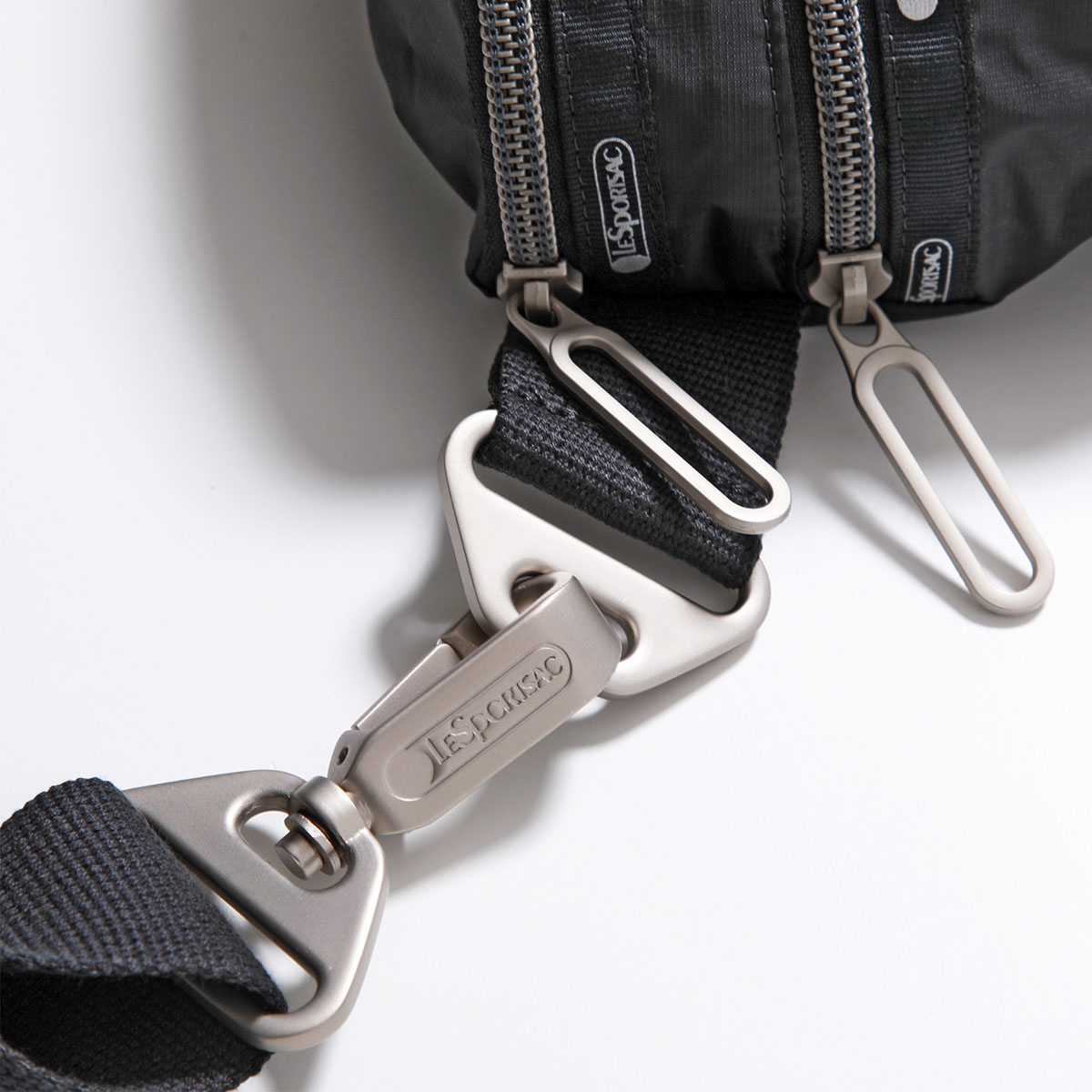 楽天市場】【最大2万円OFFクーポン対象・3/1限定】LeSportsac