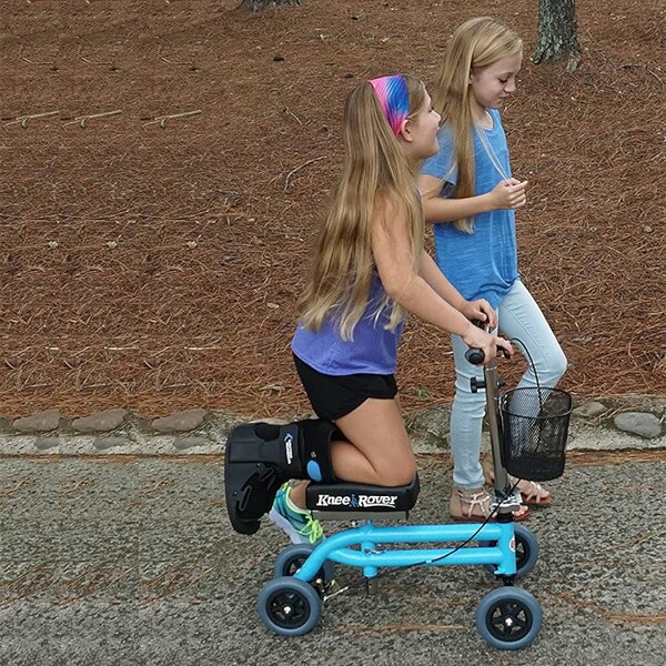 楽天市場】【在庫有り】KneeRover ニー ウォーカー Jr ニー スクーター