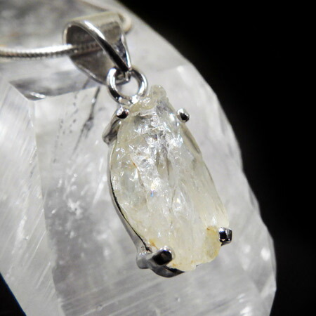 楽天市場】フェナカイト ペンダントトップ ナイジェリア産 天然石