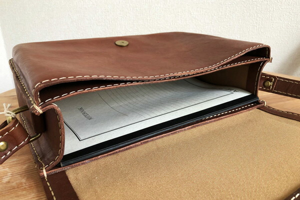 楽天市場】マグネット 開閉 ナチュラル レザー ショルダー バッグ