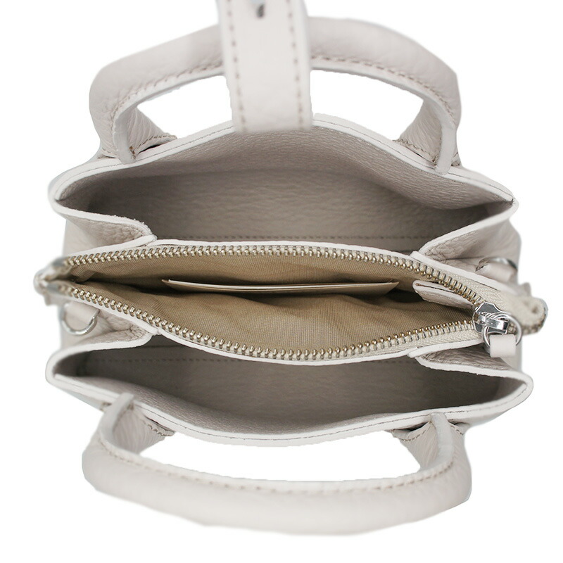 楽天市場】IACUCCI イアクッチ VELAR ヴェラール 2016 OPALE ホワイト