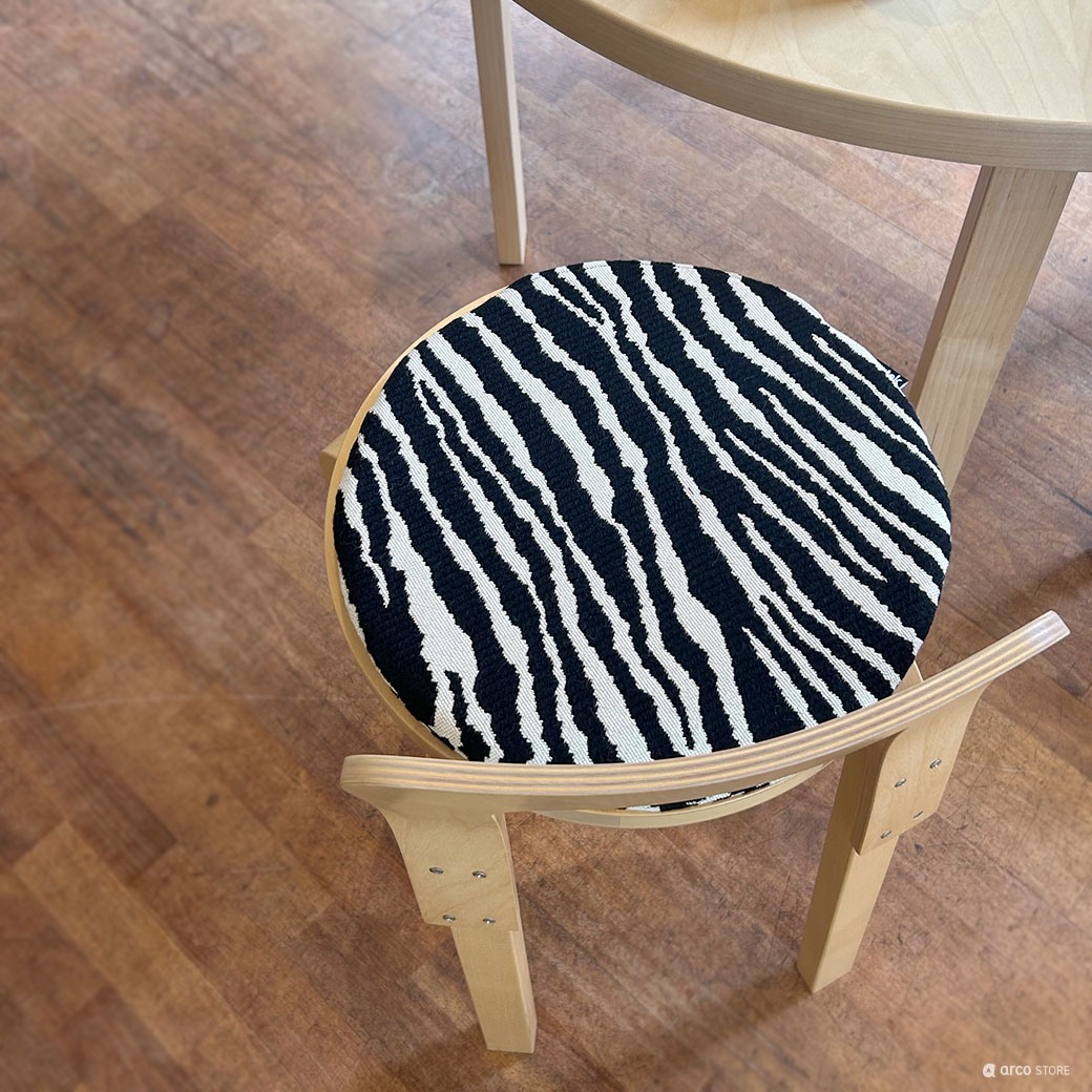 楽天市場】Artek (アルテック) シートドッツ ZEBRA シートクッション