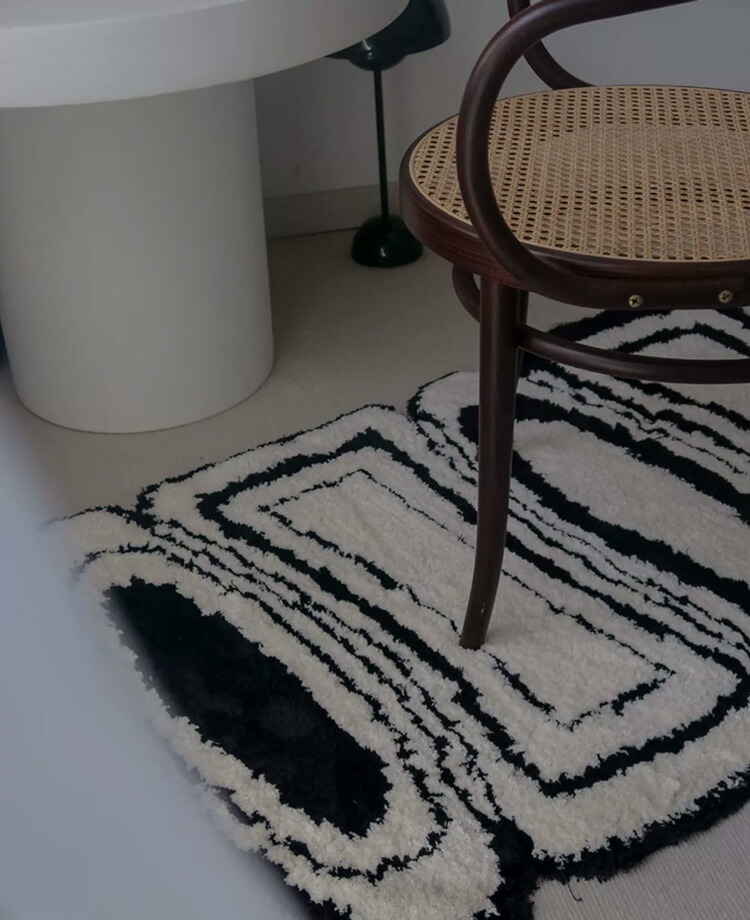 楽天市場】Geometric モノトーン ラグ 80cm×110cm【ART OF BLACK