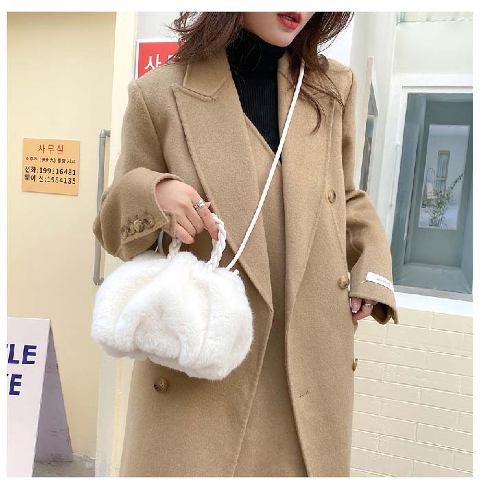 楽天市場】ファーバッグ レディース ミニバッグ ショルダーバッグ