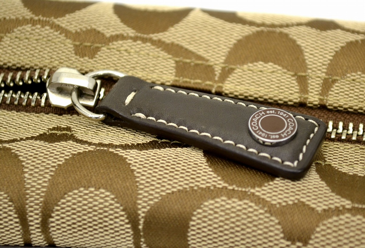 楽天市場】【バッグ】COACH コーチ シグネチャー ハンドバッグ ポーチ