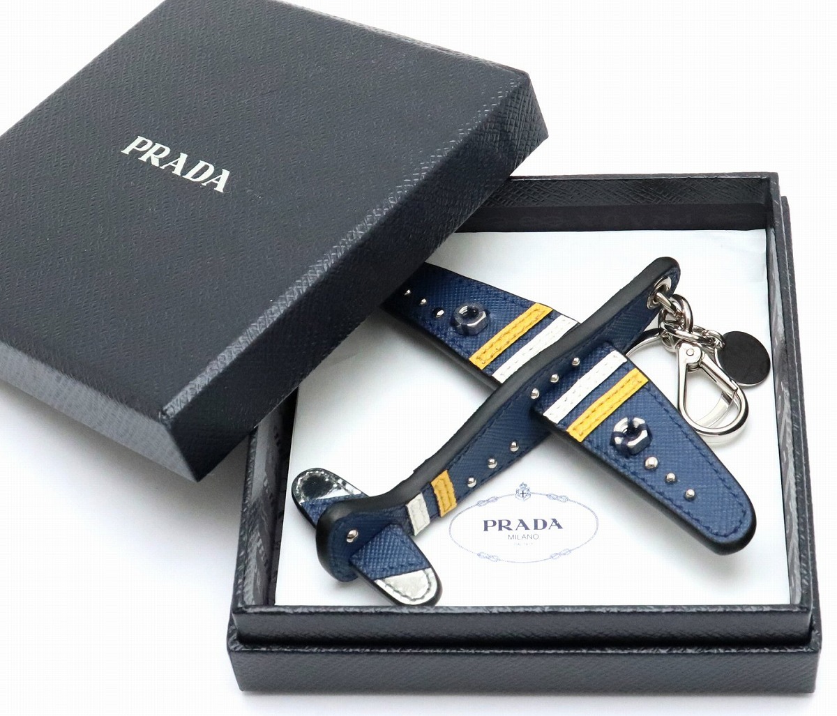 楽天市場】【新品未使用品】PRADA プラダ 飛行機 サフィアーノレザー