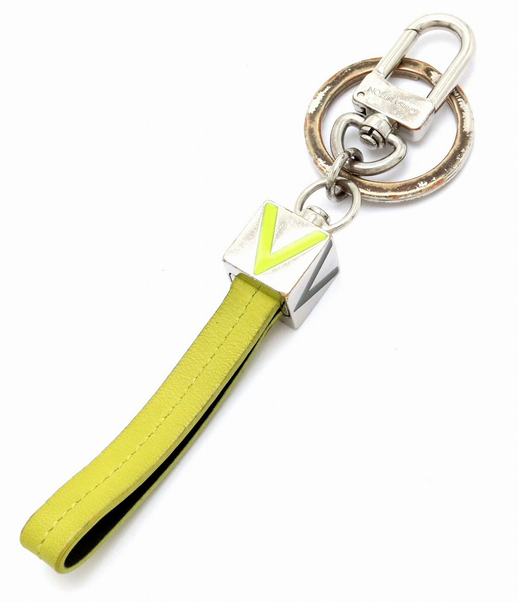 楽天市場】LOUIS VUITTON ルイ ヴィトン Vドラゴンヌ キーホルダー