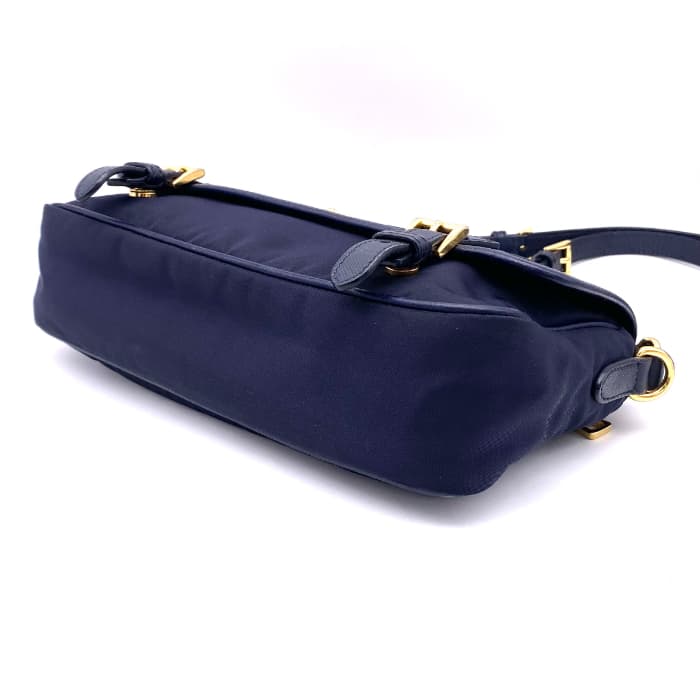 楽天市場】【中古】良品 PRADA プラダ 三角ロゴ プレート ナイロン