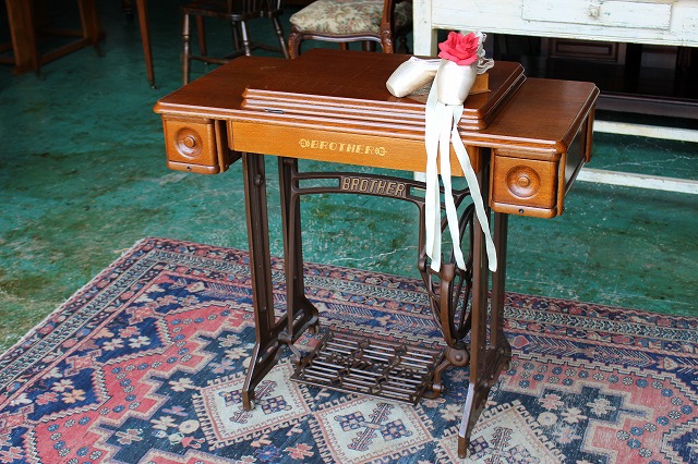 楽天市場】足踏みミシン テーブルの通販