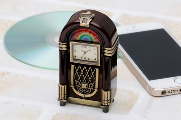 楽天市場】ミニチュア クロック 置時計 ジュークボックス型 日本製
