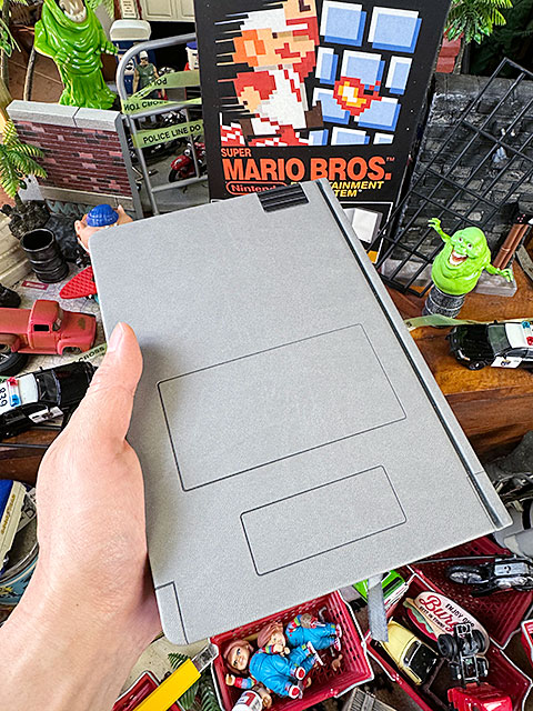 楽天市場】USA版 スーパーマリオブラザーズ ファミコンカセット型 A5