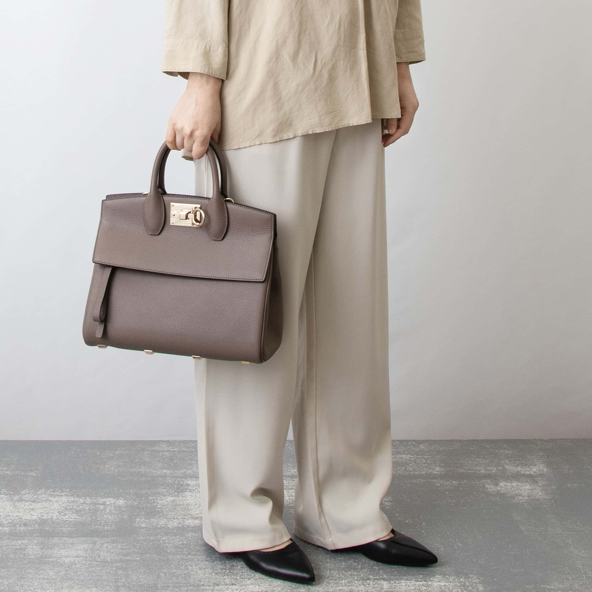 楽天市場】フェラガモ FERRAGAMO バッグ レディース 2WAYハンド